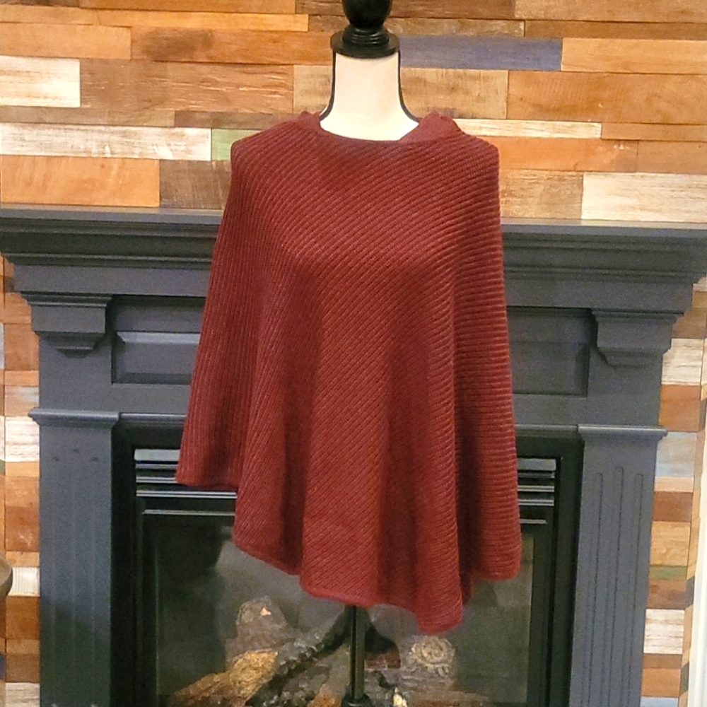 Karisma marroon knit assymetrical shawl/cape with hood. Suitable for many sizes.